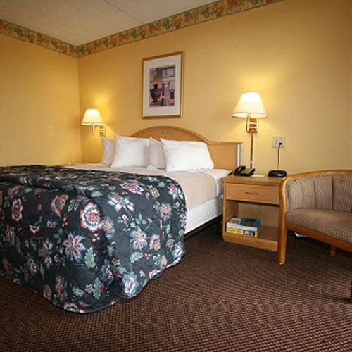 Knights Inn Six Flags Lodge West 部屋 写真